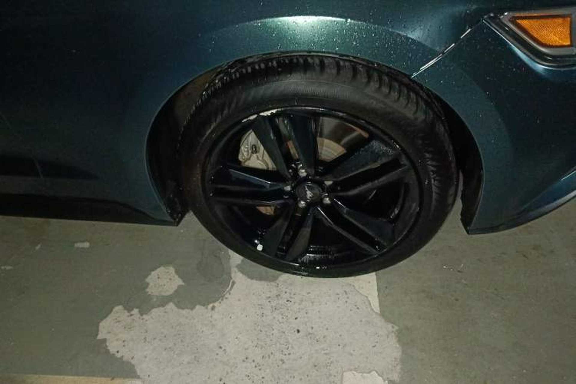 Used Ford Mustang 2015 2.3T Performance Edition Right Front Wheel Hub