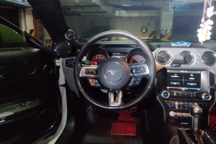 Used Ford Mustang 2015 2.3T Performance Edition Steering Wheel