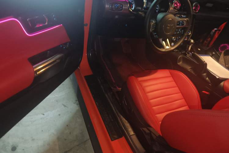 Used Ford Mustang 2015 2.3T Performance Edition Interior 3