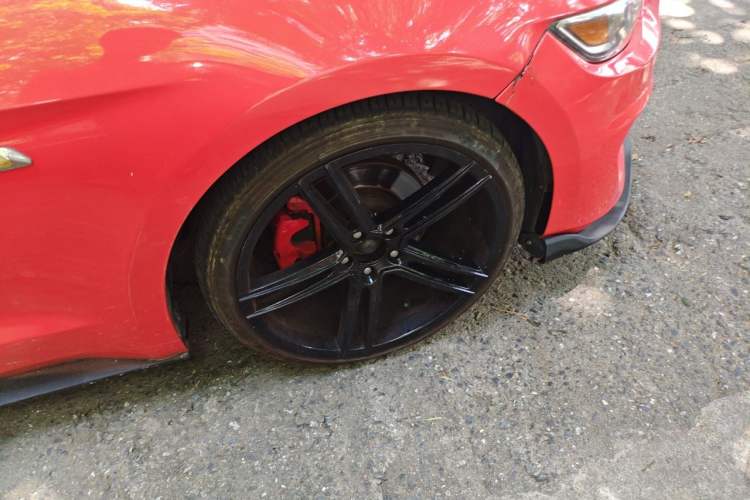 Used Ford Mustang 2015 2.3T Performance Edition Right Front Wheel Hub
