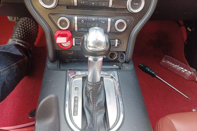 Used Ford Mustang 2015 2.3T Performance Edition Gear Lever