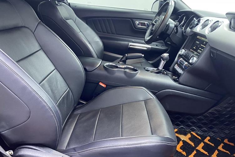Used Ford Mustang 2015 2.3T Performance Edition Interior 6