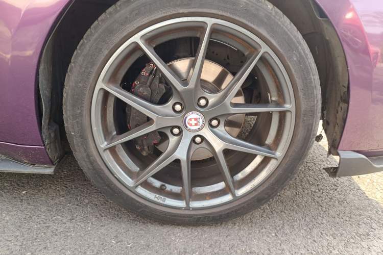 Used Ford Mustang 2015 2.3T Performance Edition Right Front Wheel Hub