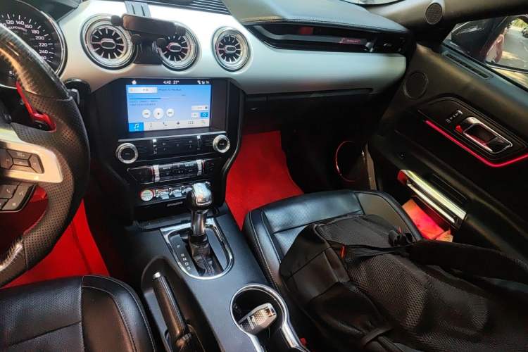 Used Ford Mustang 2015 2.3T Performance Edition Audio And AC Panel