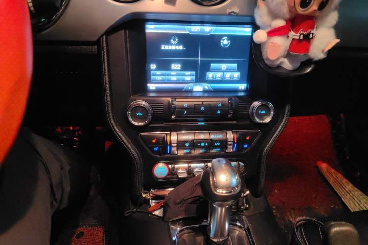Used Ford Mustang 2015 2.3T Performance Edition Audio And AC Panel