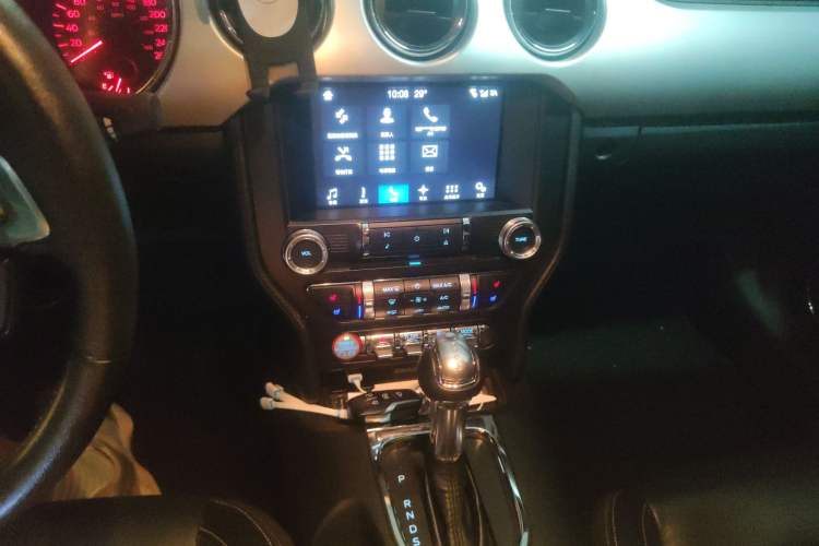Used Ford Mustang 2015 2.3T Performance Edition Audio And AC Panel