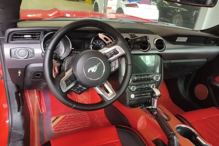 Used Ford Mustang 2015 2.3T Performance Edition Center Console