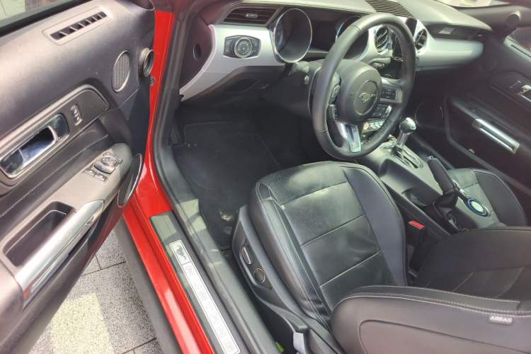 Used Ford Mustang 2015 2.3T Performance Edition Driver Seat