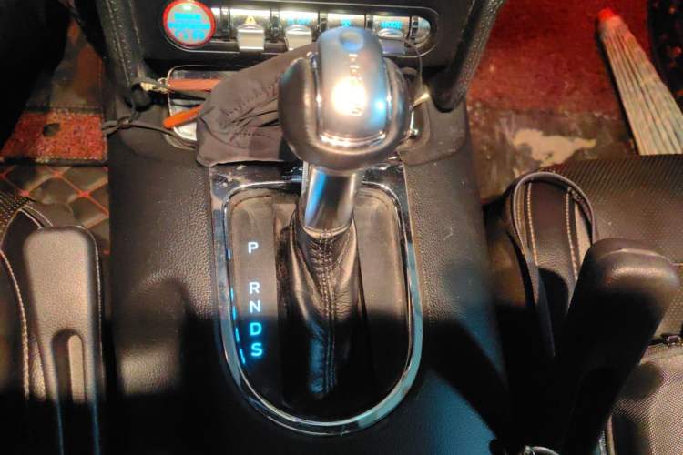 Used Ford Mustang 2015 2.3T Performance Edition Gear Lever