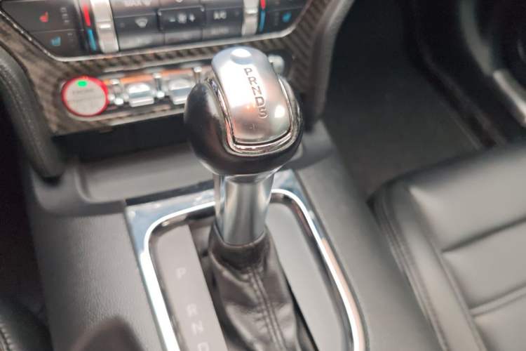 Used Ford Mustang 2015 2.3T Sport Edition Gear Lever