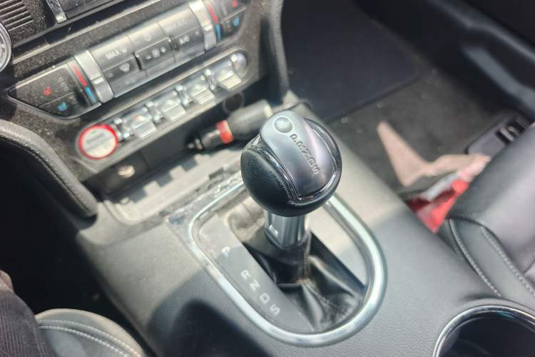 Used Ford Mustang 2015 2.3T Performance Edition Gear Lever