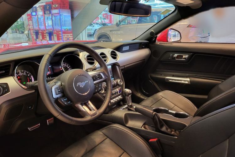 Used Ford Mustang 2015 2.3T Performance Edition Interior 1