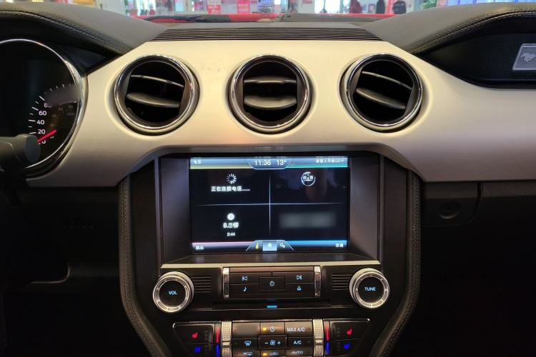 Used Ford Mustang 2015 2.3T Performance Edition Interior 7