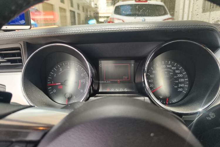Used Ford Mustang 2015 2.3T Sport Edition Odometer Close Up