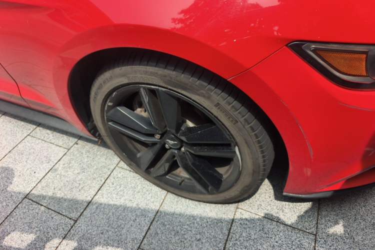 Used Ford Mustang 2015 2.3T Performance Edition Right Front Wheel Hub