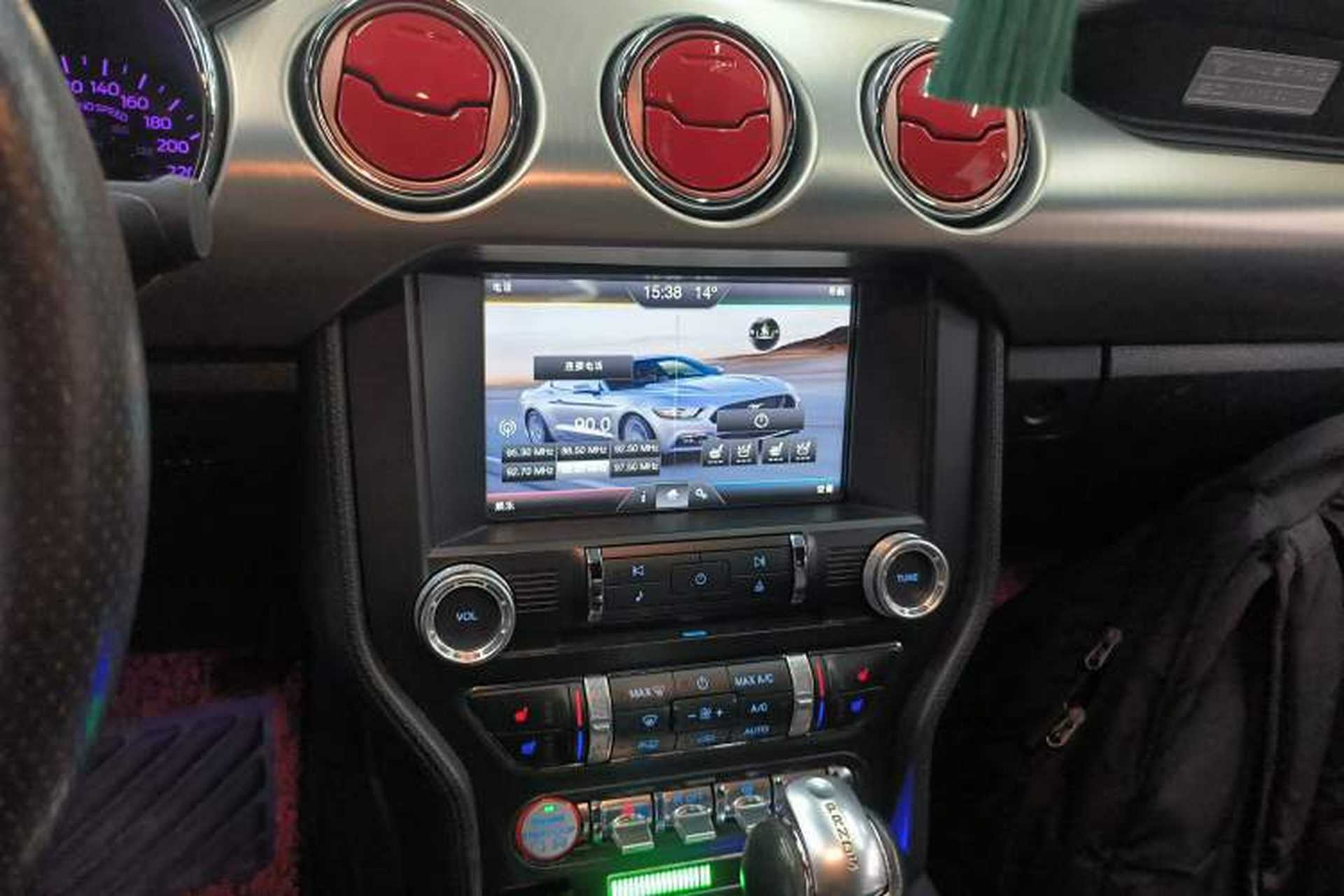 Used Ford Mustang 2015 2.3T Performance Edition Audio And AC Panel