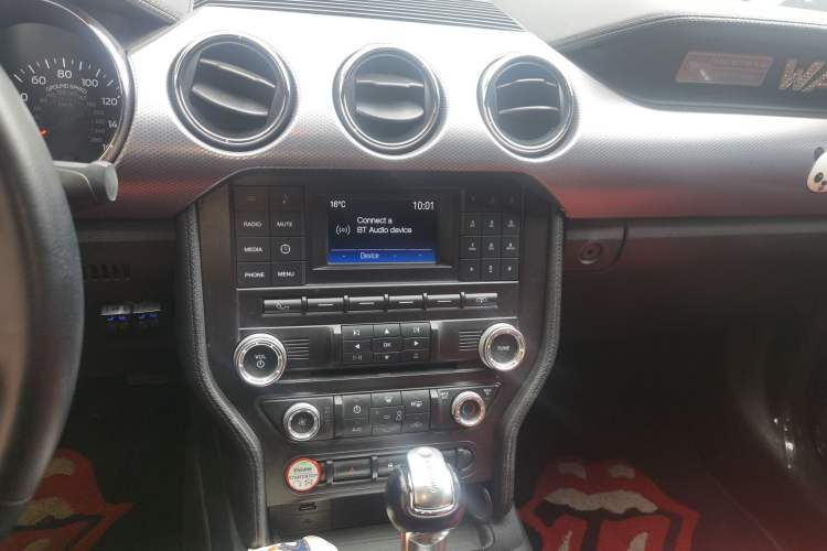 Used Ford Mustang 2015 2.3T Performance Edition Audio And AC Panel