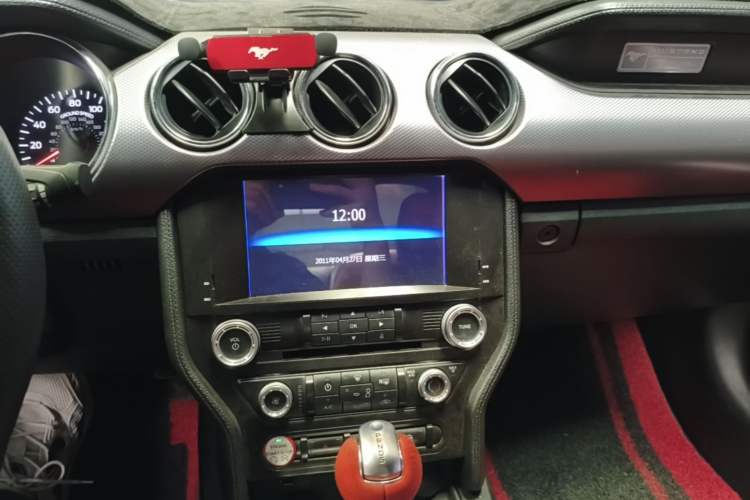 Used Ford Mustang 2015 2.3T Automatic U.S.-Spec Version Audio And AC Panel