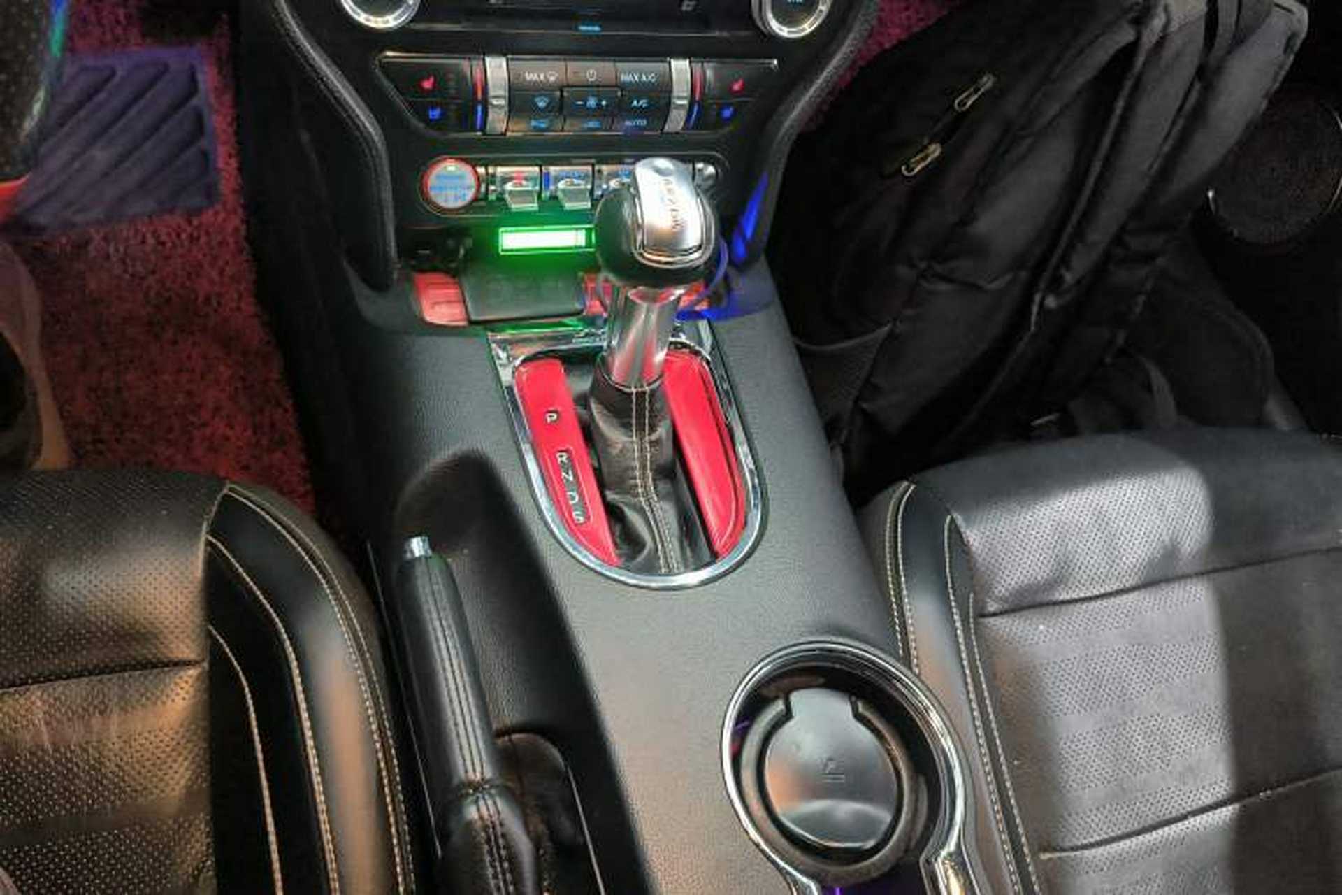 Used Ford Mustang 2015 2.3T Performance Edition Gear Lever
