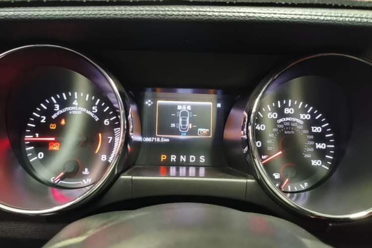 Used Ford Mustang 2015 2.3T Automatic U.S.-Spec Version Instrument Cluster