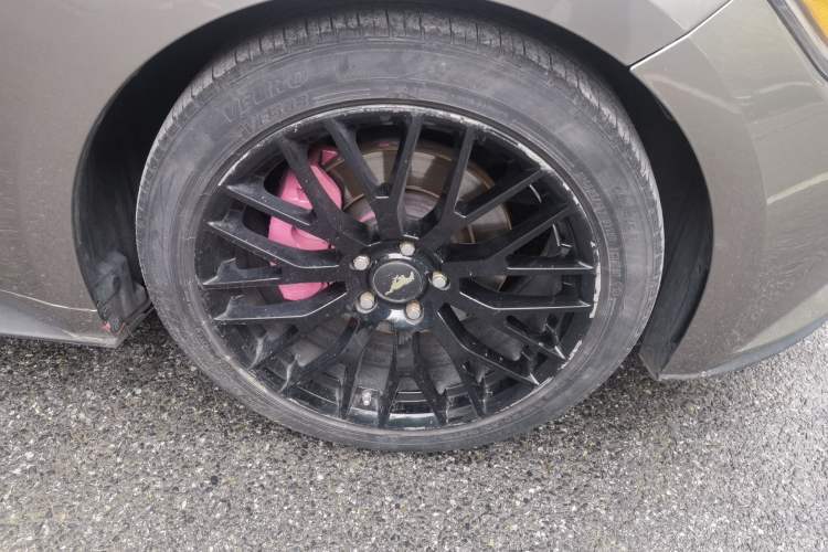 Used Ford Mustang 2015 2.3T Performance Edition Right Front Wheel Hub