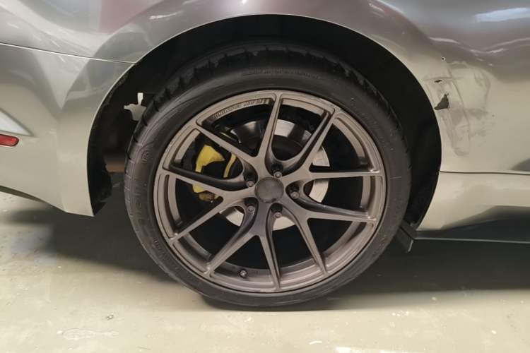 Used Ford Mustang 2015 2.3T Automatic U.S.-Spec Version Right Rear Wheel Hub