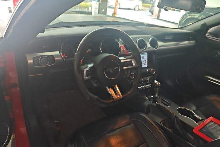 Used Ford Mustang 2015 2.3T 50th Anniversary Edition Center Console