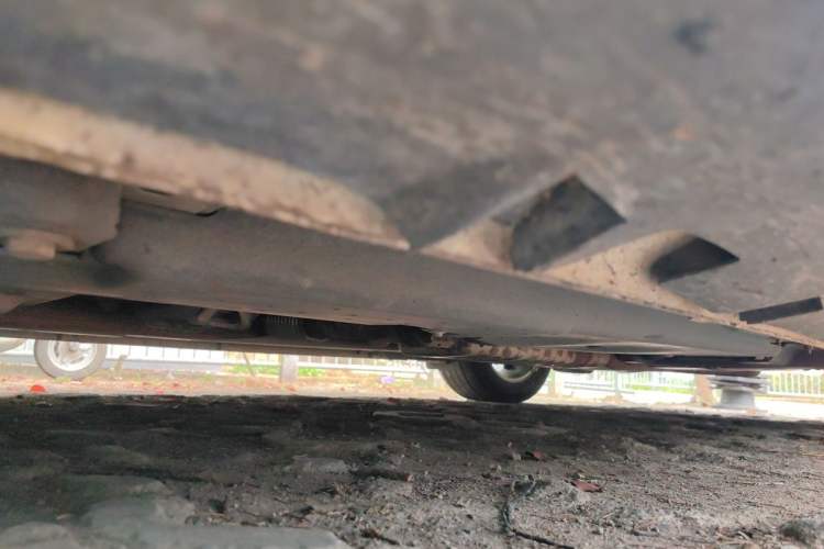 Used Ford Mustang  Chassis Front Left