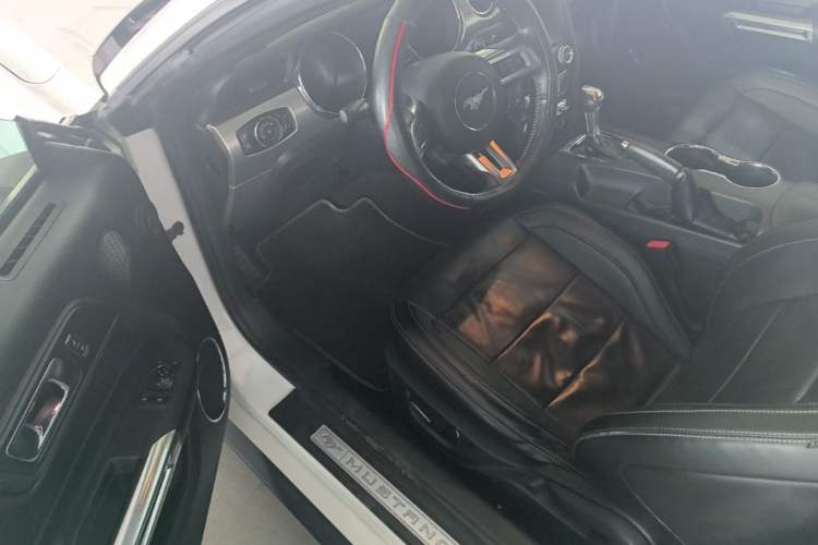 Used Ford Mustang 2015 2.3T 50th Anniversary Edition Driver Seat