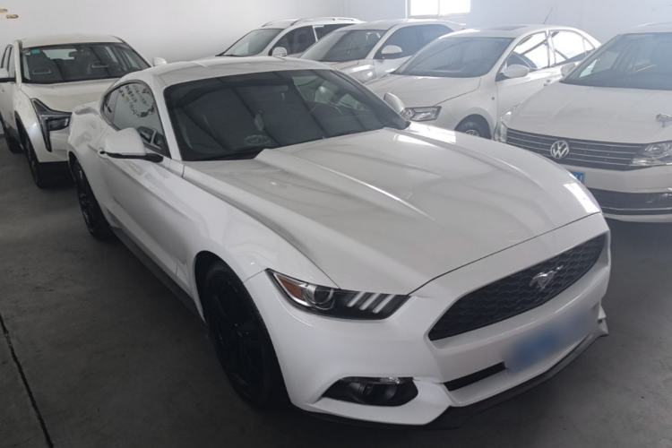 Used Ford Mustang 2015 2.3T 50th Anniversary Edition Front Right 45 Deg