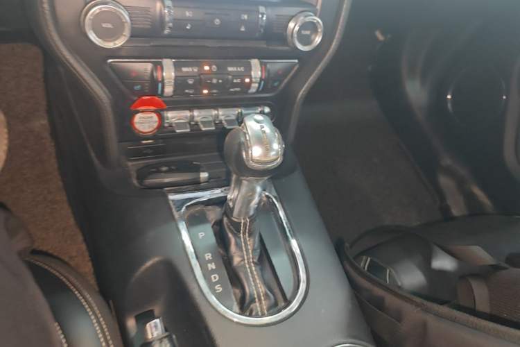 Used Ford Mustang 2015 2.3T 50th Anniversary Edition Gear Lever