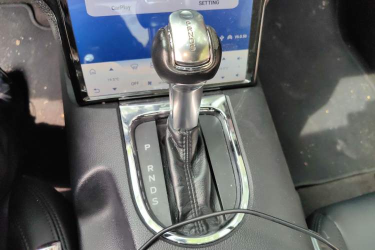 Used Ford Mustang  Gear Lever