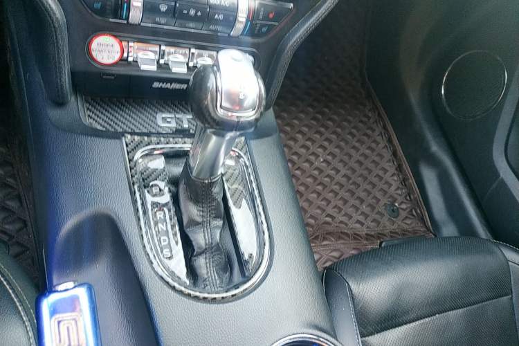 Used Ford Mustang 2015 2.3T Performance Edition Gear Lever
