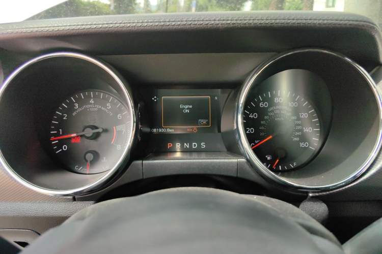 Used Ford Mustang  Instrument Cluster