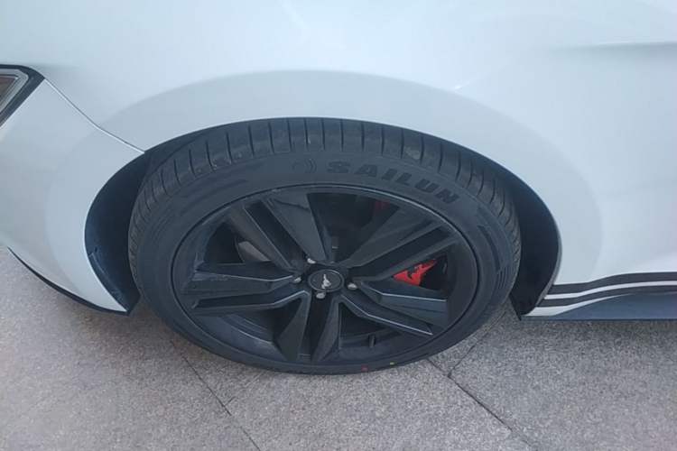 Used Ford Mustang 2015 2.3T 50th Anniversary Edition Left Front Wheel Hub