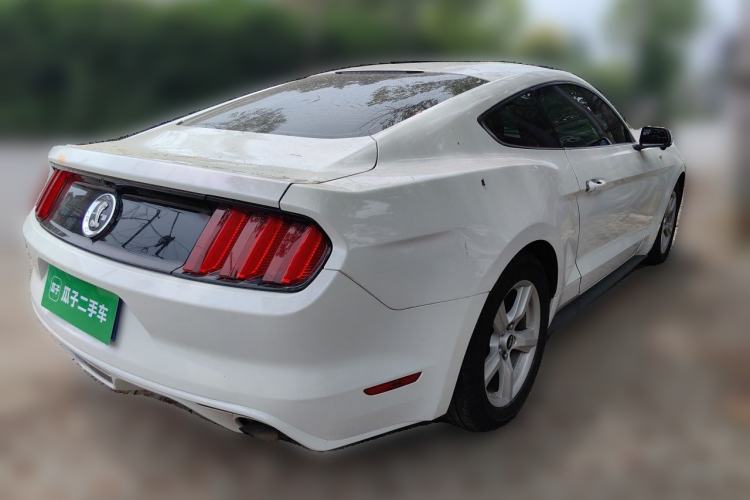 Used Ford Mustang  Rear Right 45 Deg