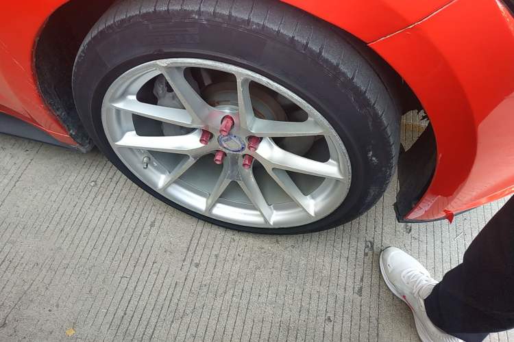 Used Ford Mustang 2015 2.3T Performance Edition Right Front Wheel Hub