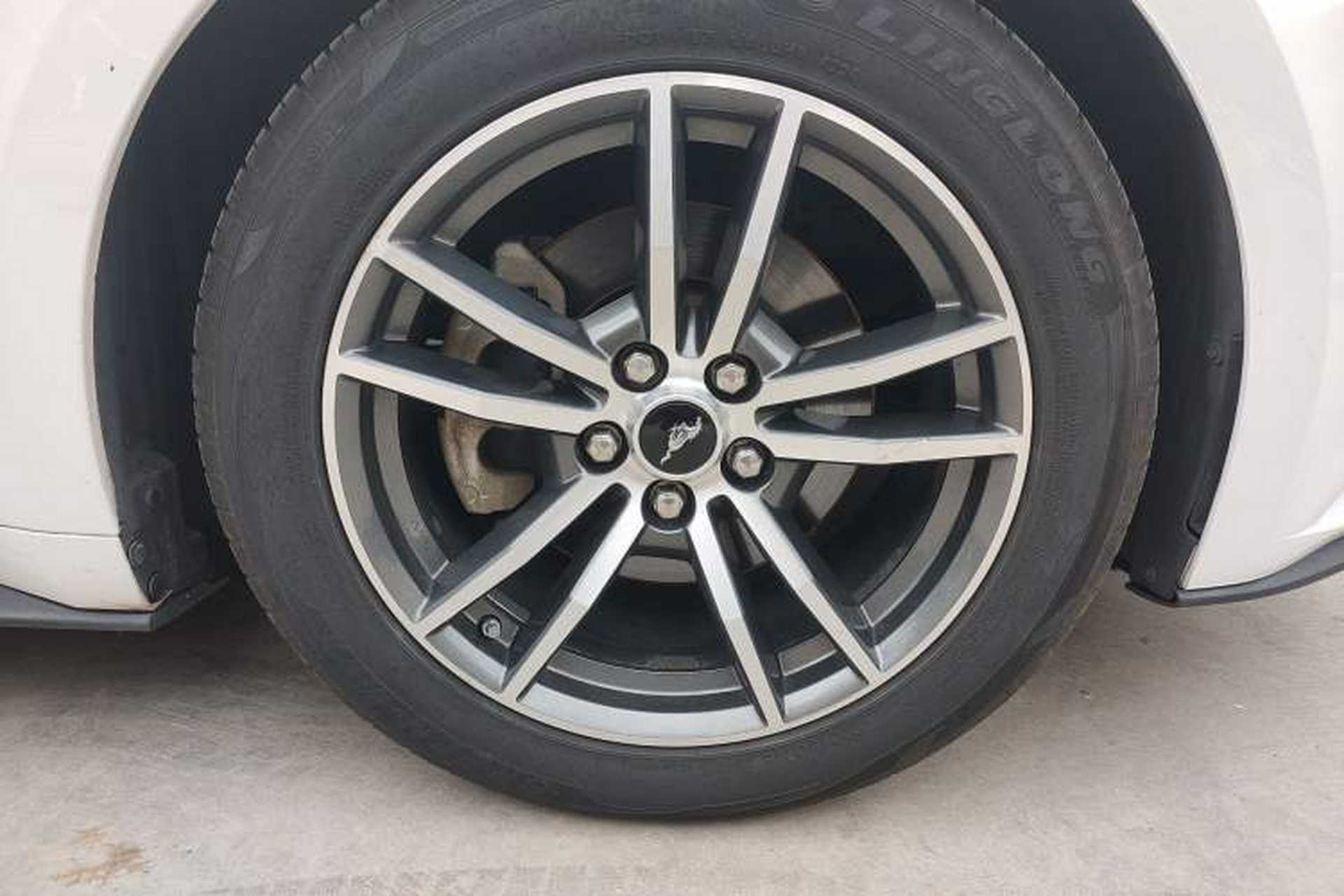 Used Ford Mustang 2015 2.3T Performance Edition Right Front Wheel Hub