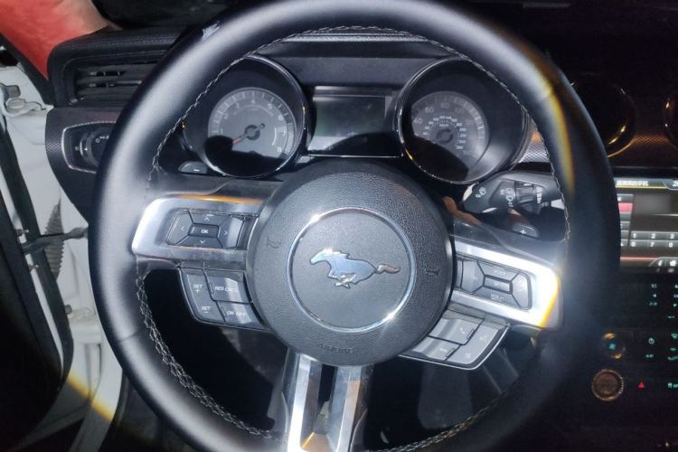 Used Ford Mustang 2015 2.3T Performance Edition Steering Wheel