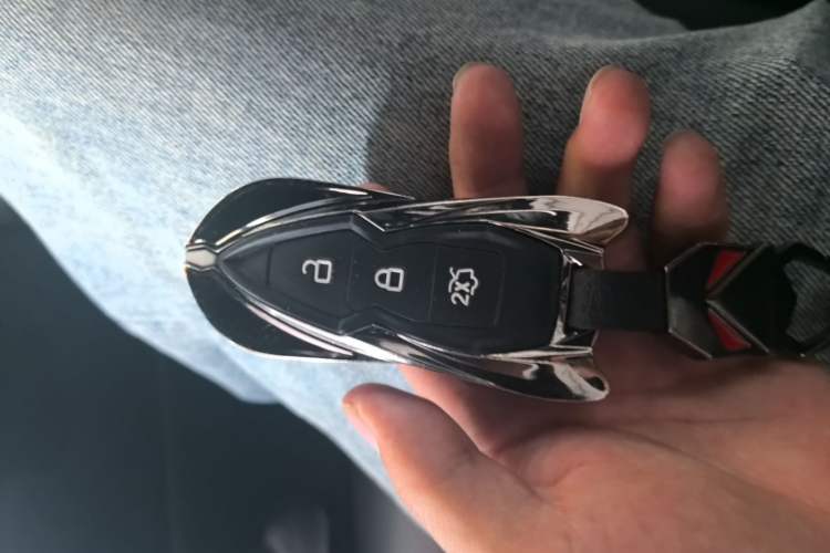 Used Ford Mustang 2015 2.3T 50th Anniversary Edition Vehicle Key
