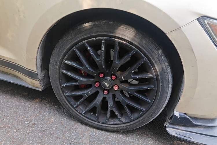 Used Ford Mustang 2015 2.3T Performance Edition Right Front Wheel Hub