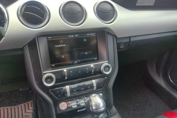 Used Ford Mustang 2016 2.3T Performance Edition Audio And AC Panel