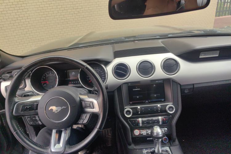 Used Ford Mustang 2016 2.3T Performance Edition Center Console