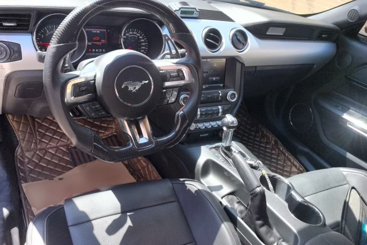 Used Ford Mustang 2016 2.3T Performance Edition Center Console