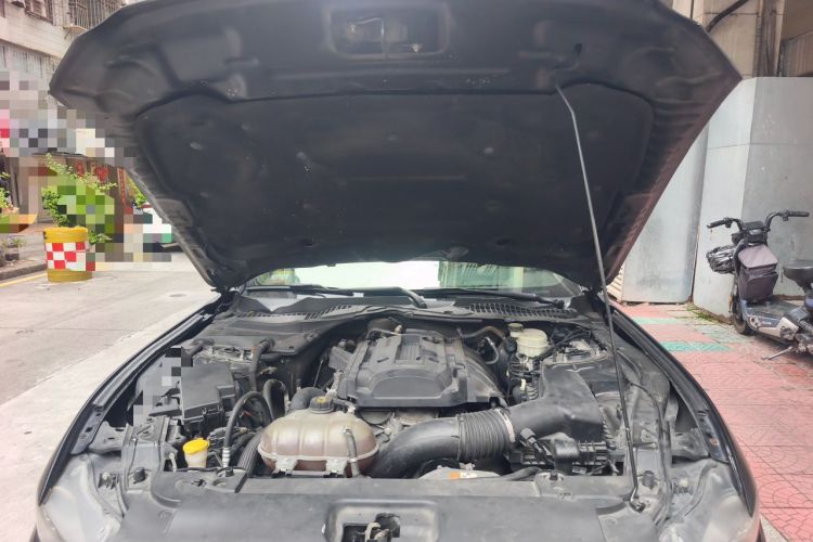 Used Ford Mustang 2016 2.3T Automatic Hardtop P-Version U.S. Specification Engine Bay