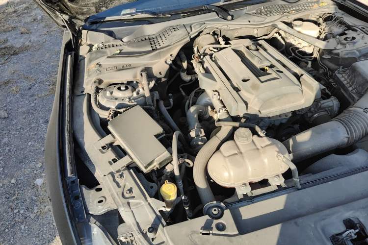 Used Ford Mustang 2016 2.3T Performance Edition Engine Bay Right