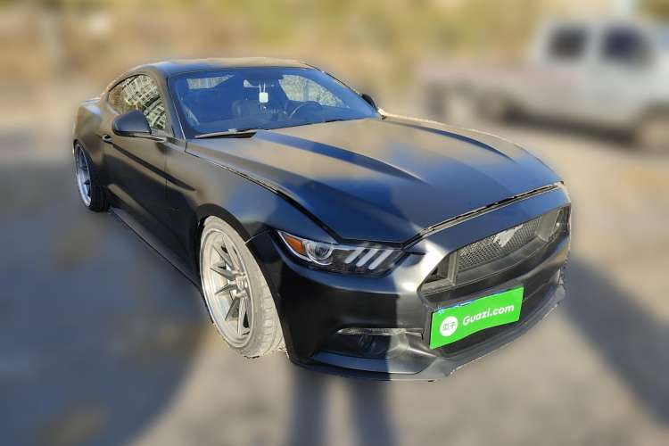 Used Ford Mustang 2016 2.3T Performance Edition Front Right 45 Deg