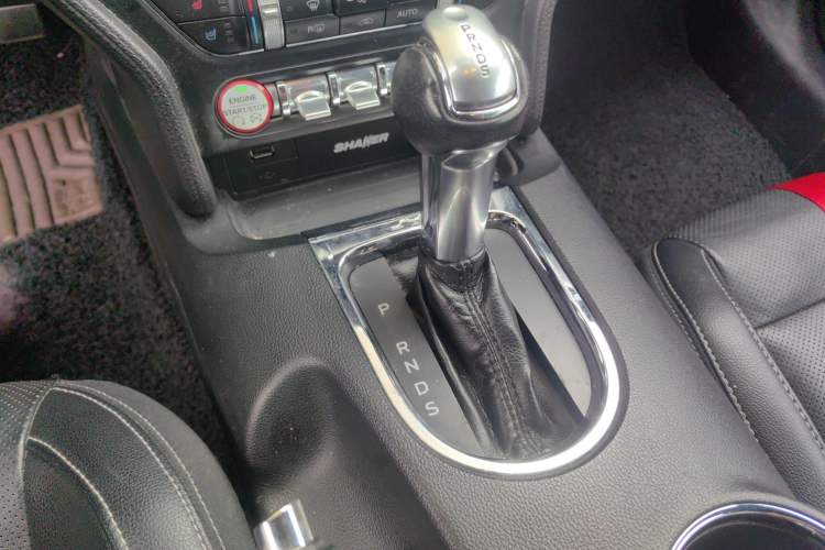 Used Ford Mustang 2016 2.3T Performance Edition Gear Lever