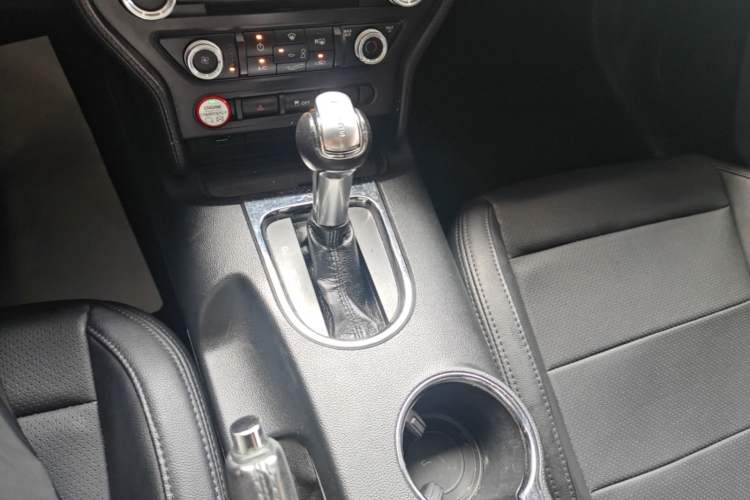 Used Ford Mustang  Gear Lever