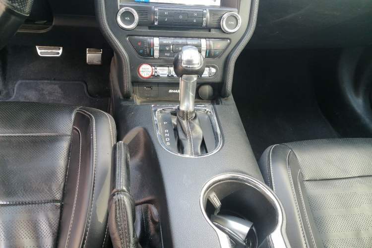 Used Ford Mustang 2016 2.3T Automatic Hardtop P-Version U.S. Specification Gear Lever